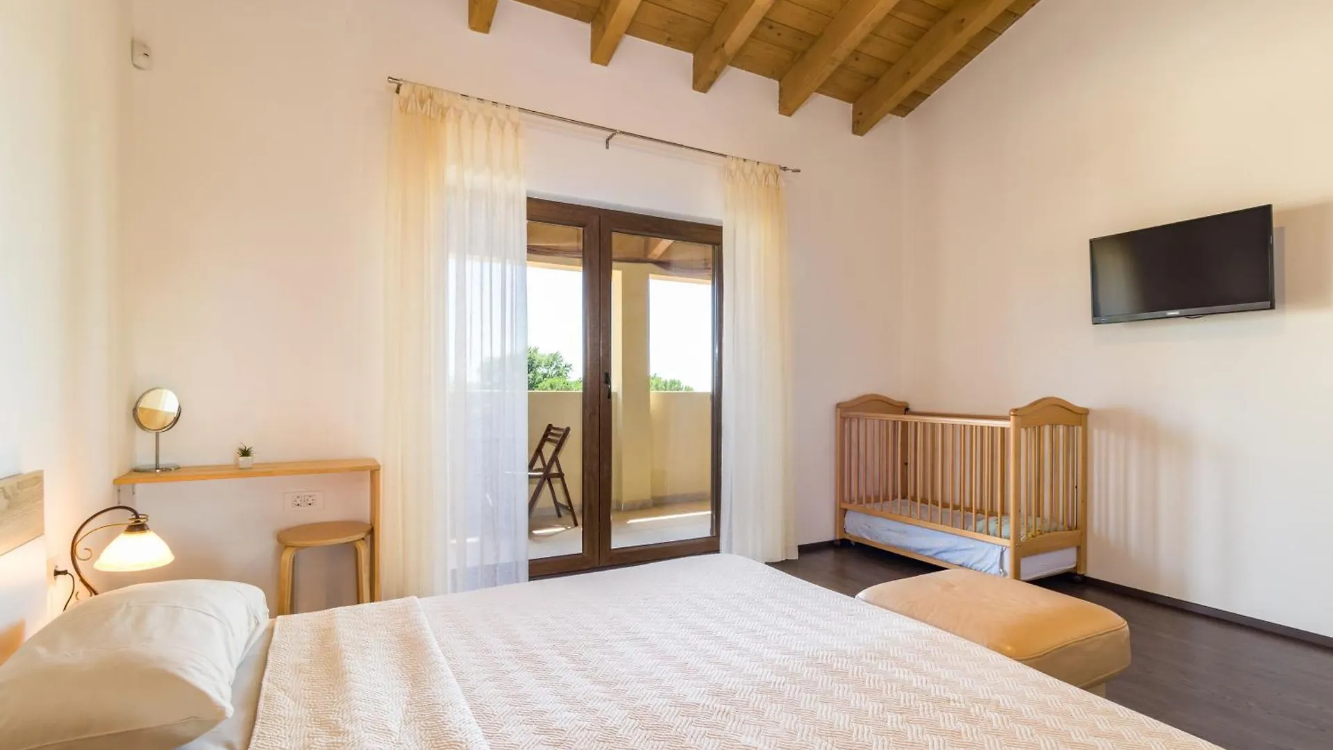 בית נופש Ferienhaus In Jursici Mit Privatem Pool
