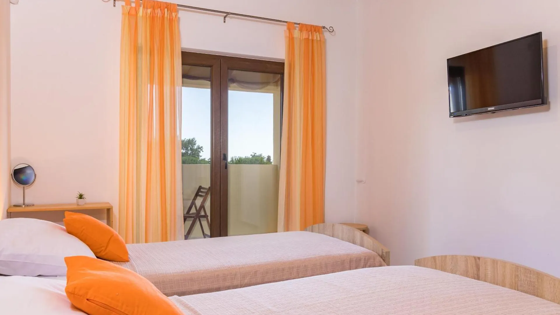 Ferienhaus In Jursici Mit Privatem Pool בית נופש