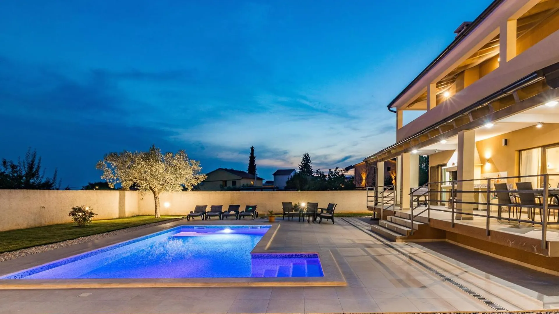 Ferienhaus In Jursici Mit Privatem Pool